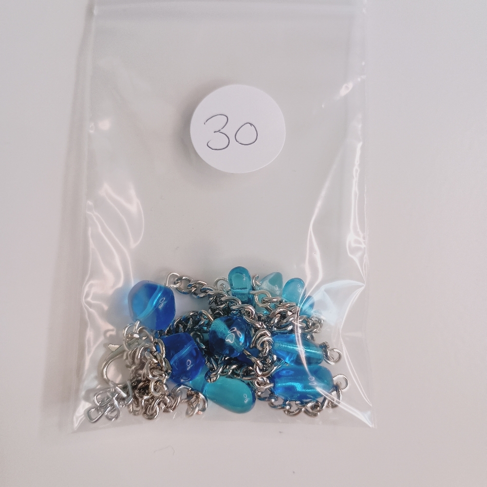 ❤️5 for $20❤️Blue Necklace - Picture 7 of 7